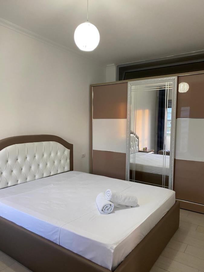 Redona Apartament Вльора Екстер'єр фото