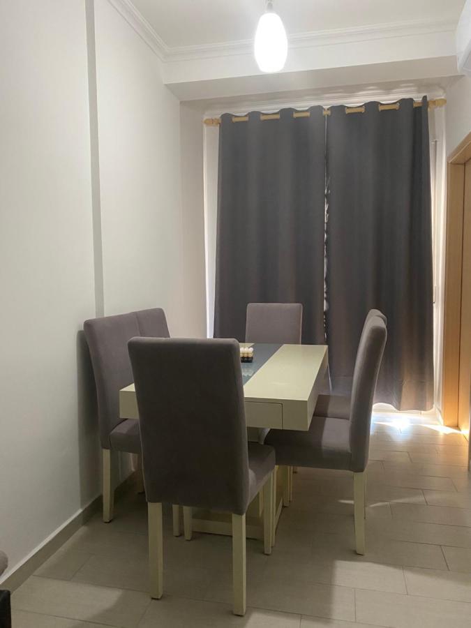 Redona Apartament Вльора Екстер'єр фото