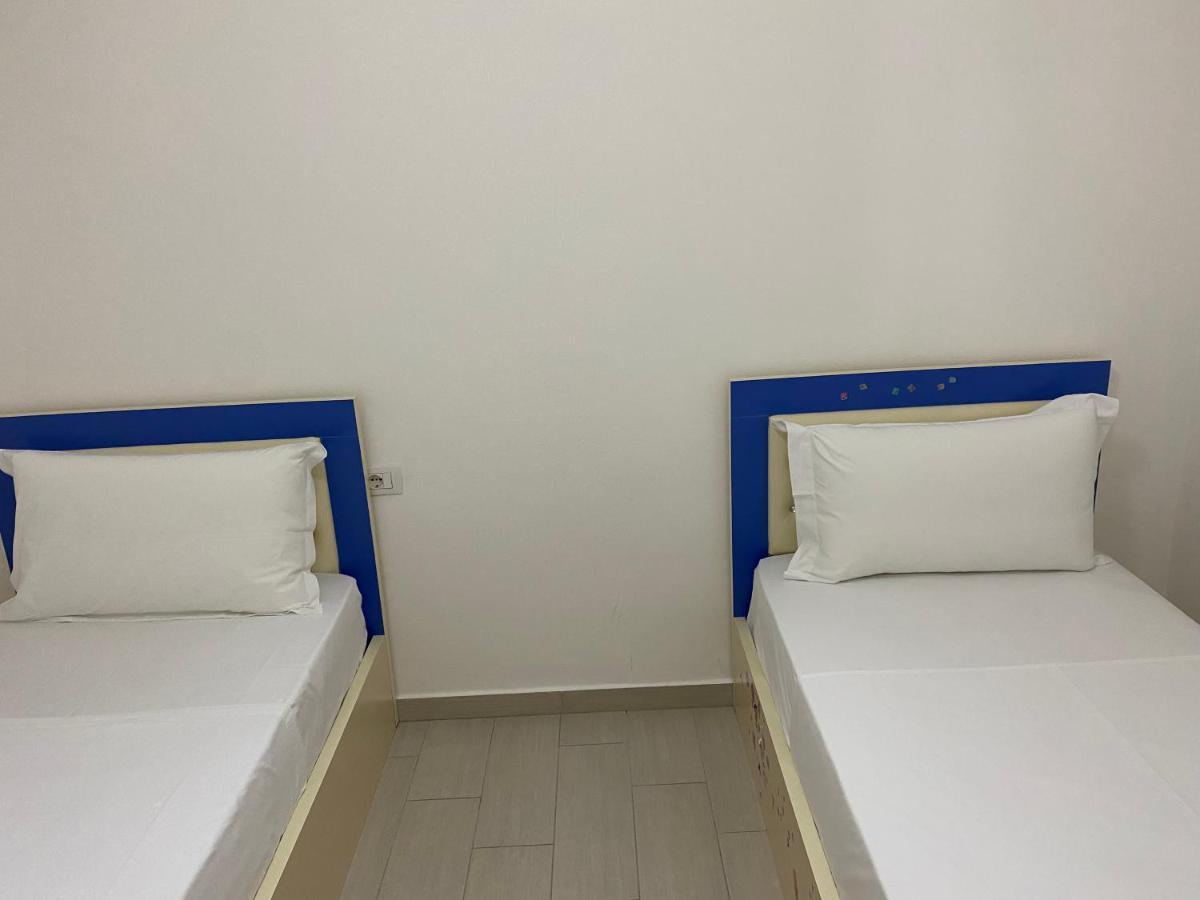 Redona Apartament Вльора Екстер'єр фото